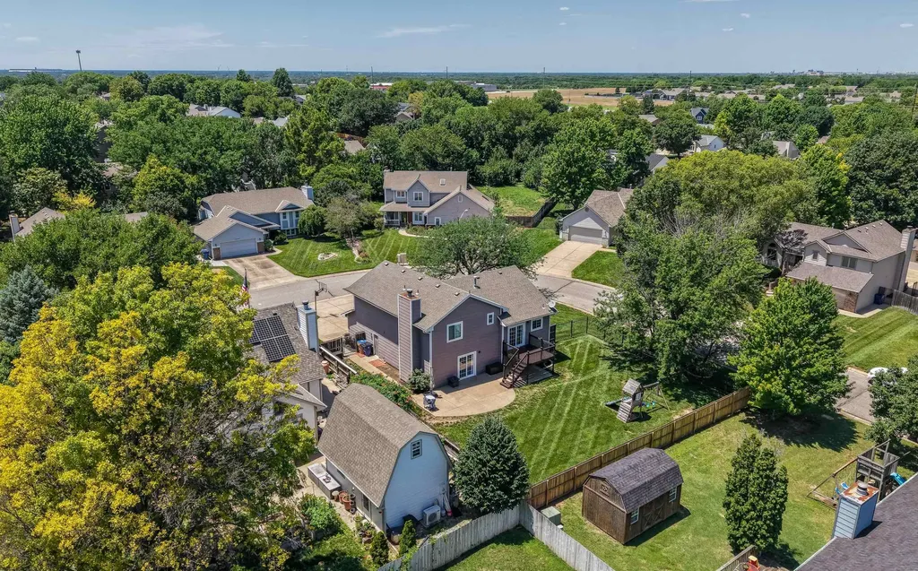 2524 N Button Bush Circle Derby KS 67037