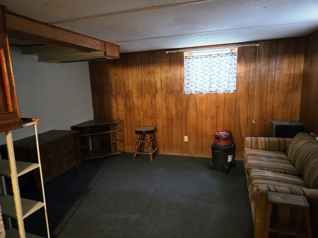 317 E 8th Street Newton KS 67114