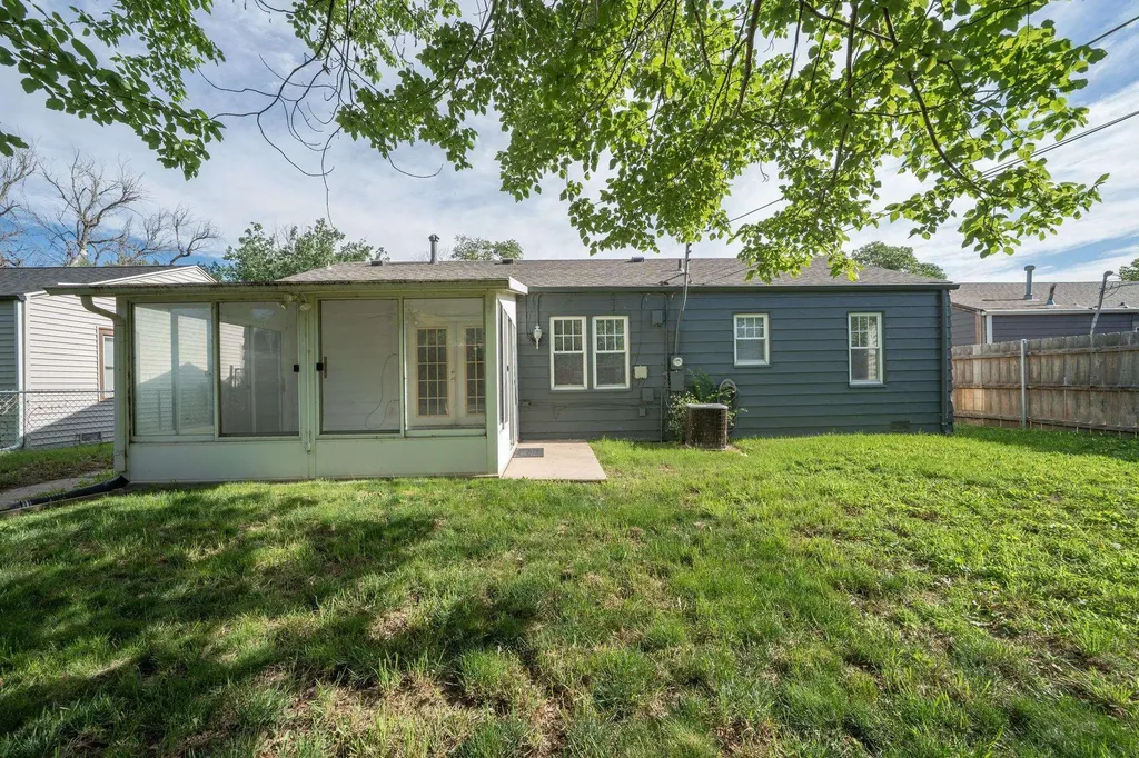 317 W Benway Wichita KS 67217