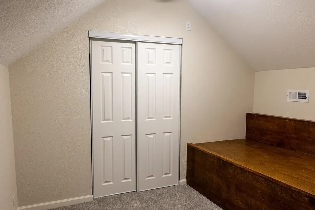 840 S Volutsia Avenue Wichita KS 67211