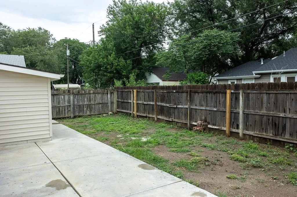 840 S Volutsia Avenue Wichita KS 67211