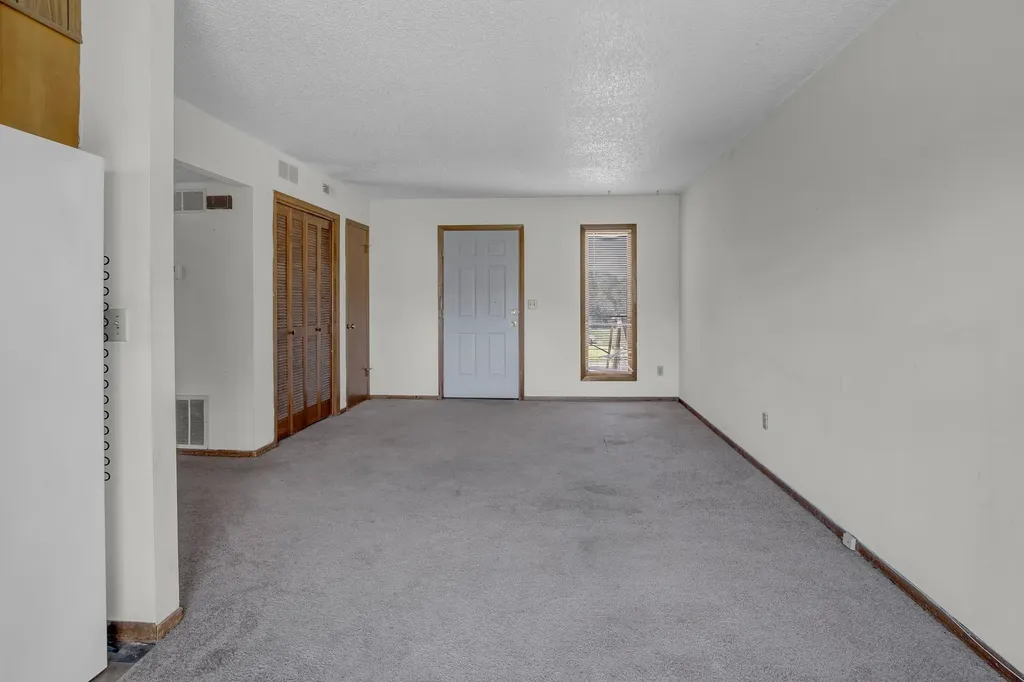 116 N Brunswick Street Wichita KS 67212
