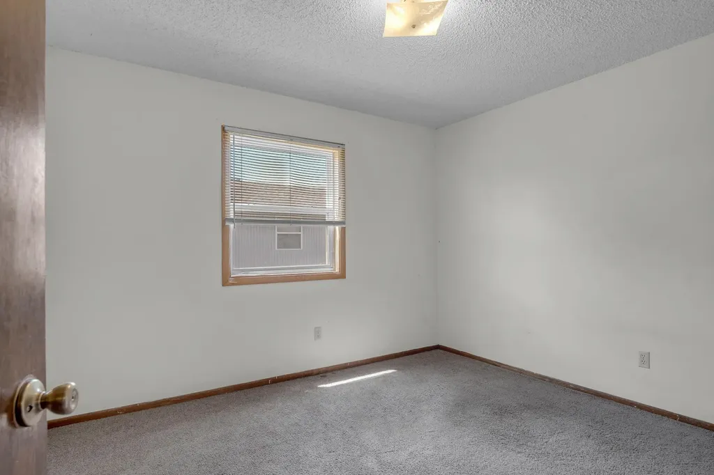 116 N Brunswick Street Wichita KS 67212