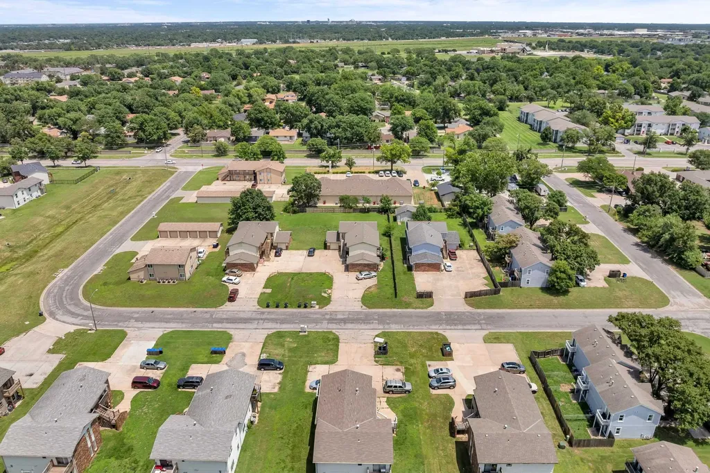 116 N Brunswick Street Wichita KS 67212