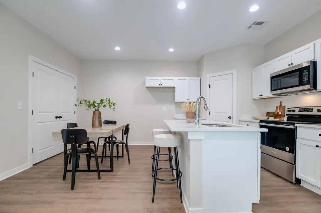 2993 S Maize Court Wichita KS 67215