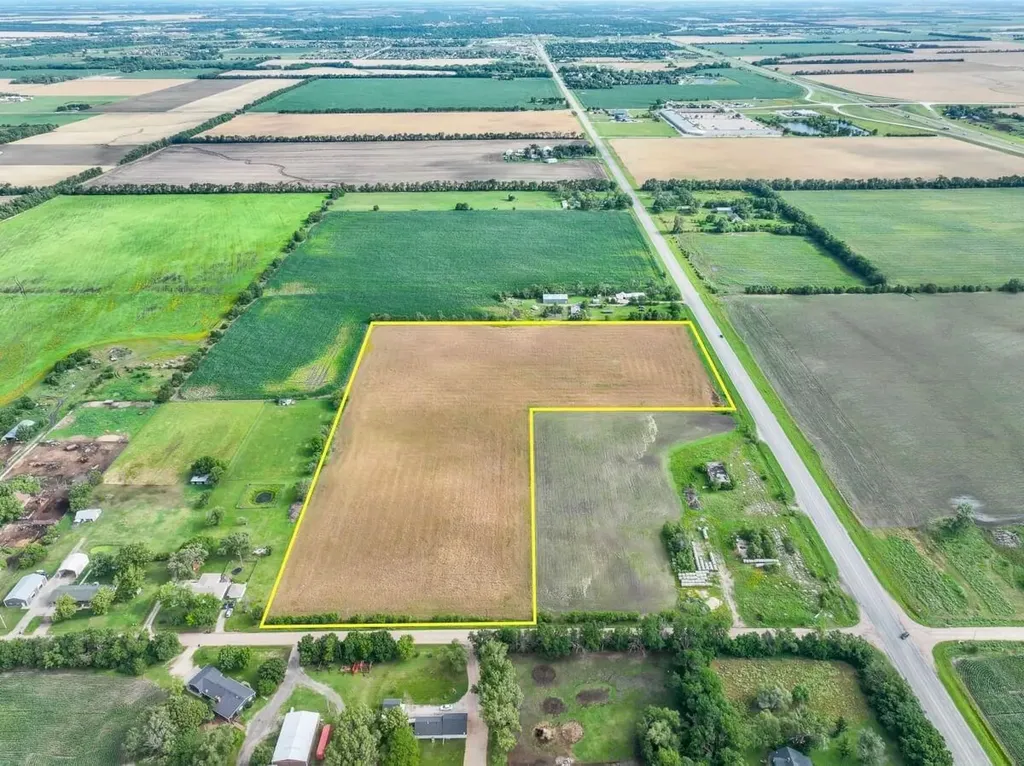 000 S Kansas Road Newton KS 67114