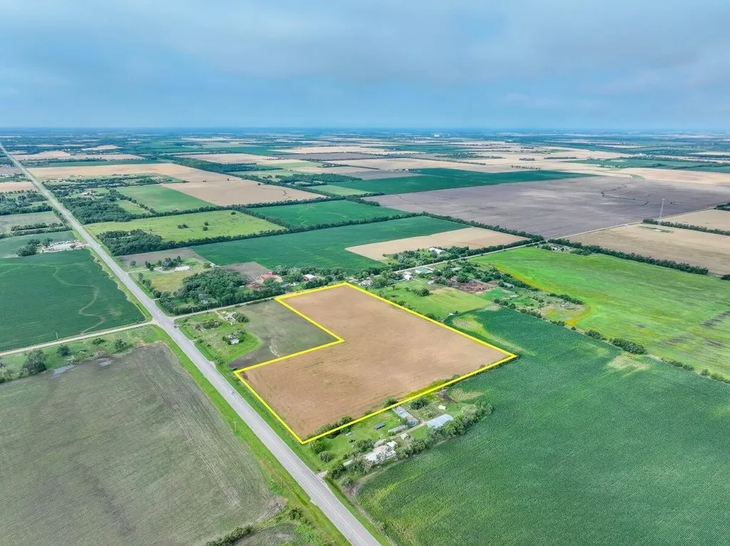 000 S Kansas Road Newton KS 67114