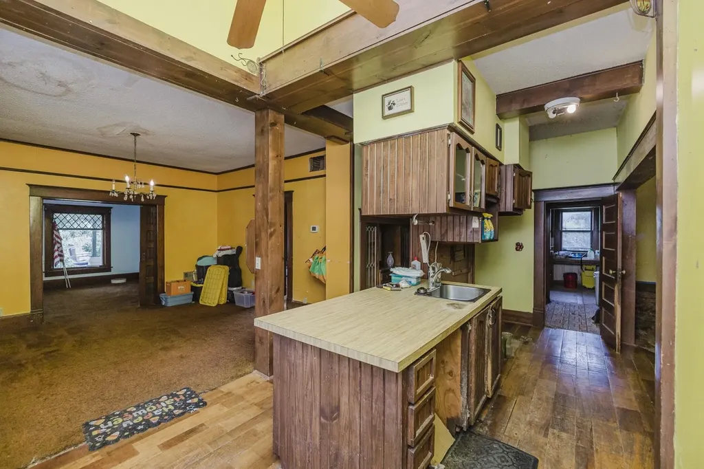 402 N Ohio St & Add Lots Mount Hope KS 67108