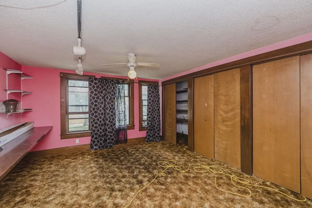 402 N Ohio St & Add Lots Mount Hope KS 67108
