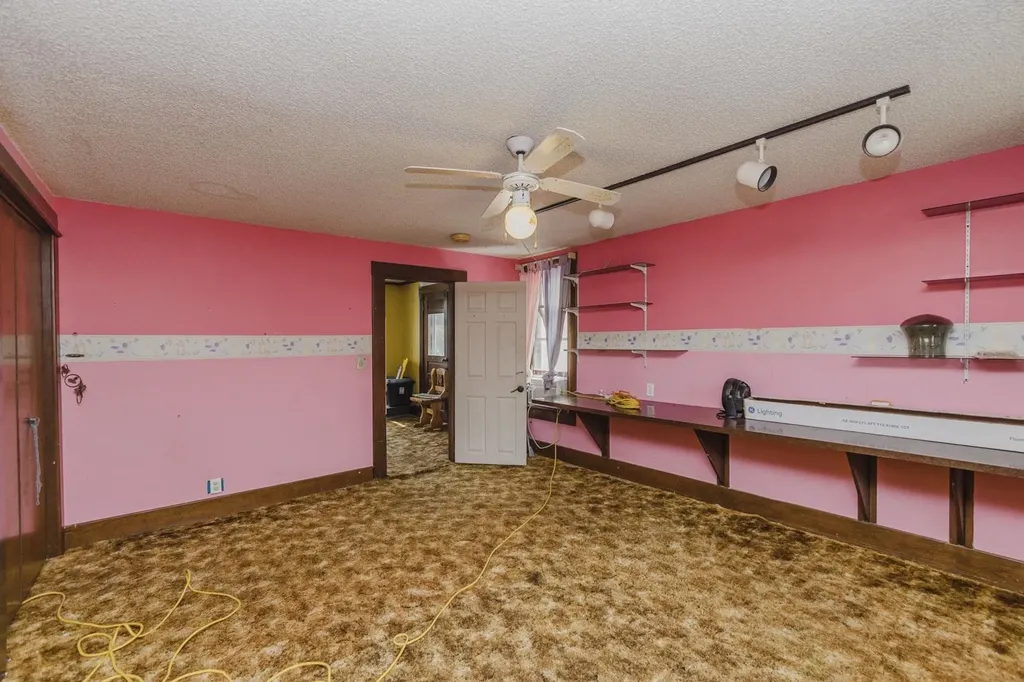 402 N Ohio St & Add Lots Mount Hope KS 67108