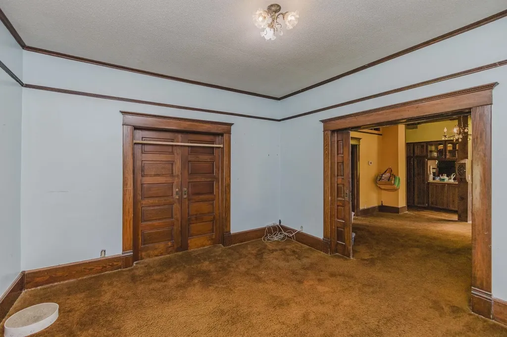 402 N Ohio St & Add Lots Mount Hope KS 67108