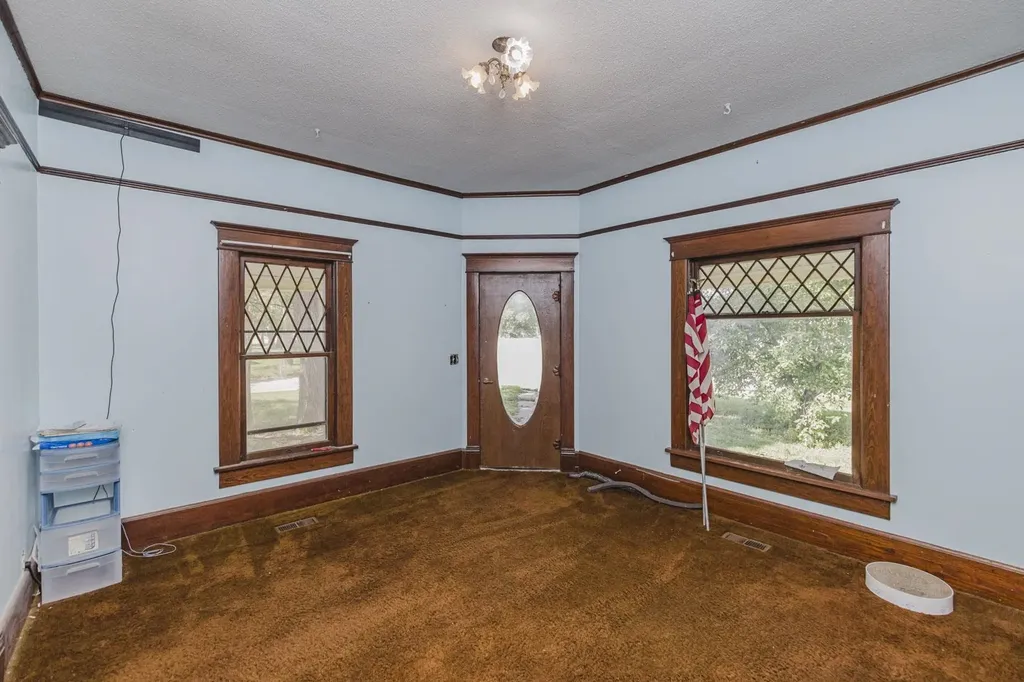 402 N Ohio St & Add Lots Mount Hope KS 67108