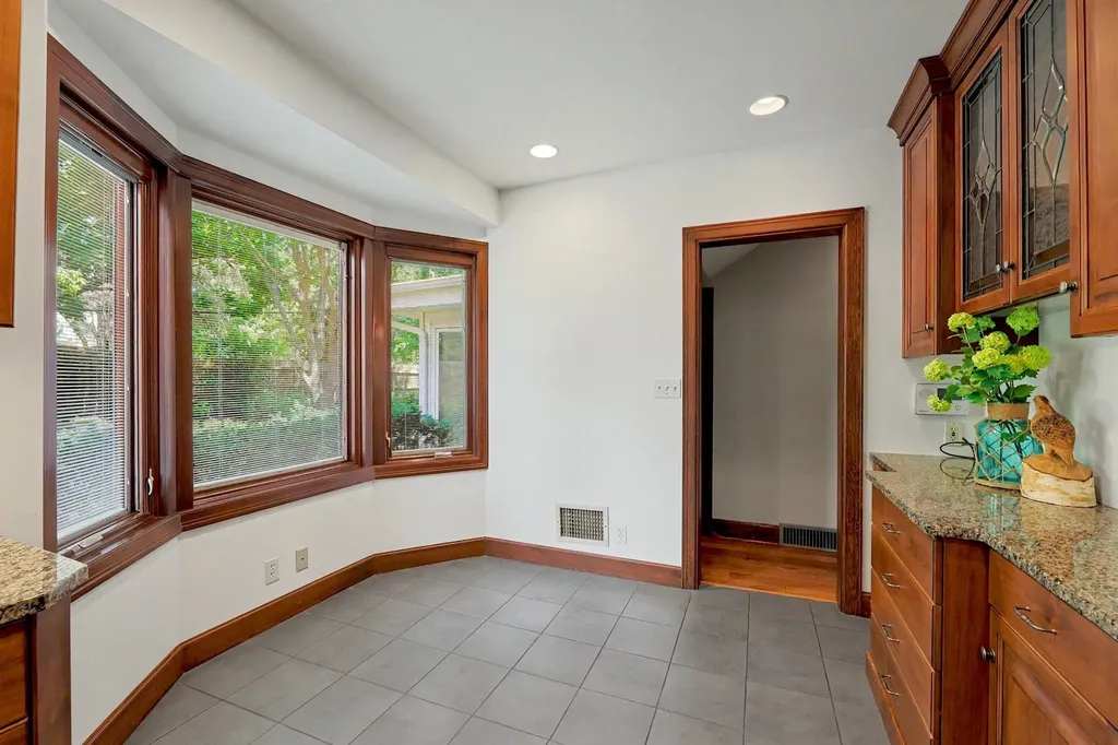 328 S Terrace Wichita KS 67218