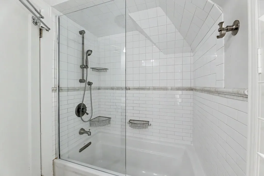 328 S Terrace Wichita KS 67218