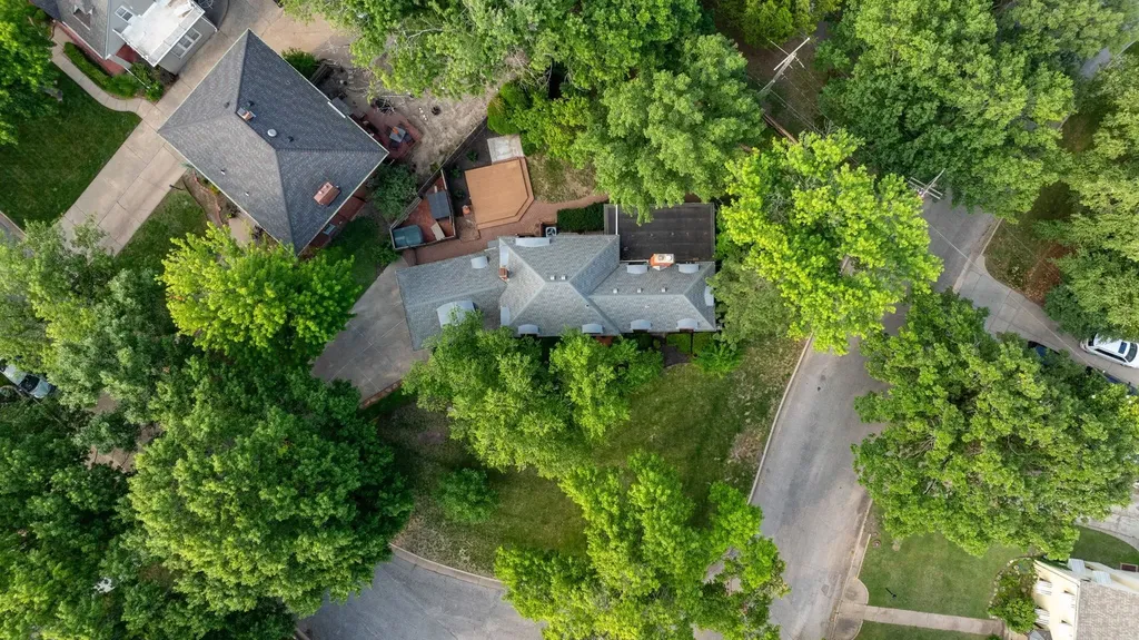 328 S Terrace Wichita KS 67218