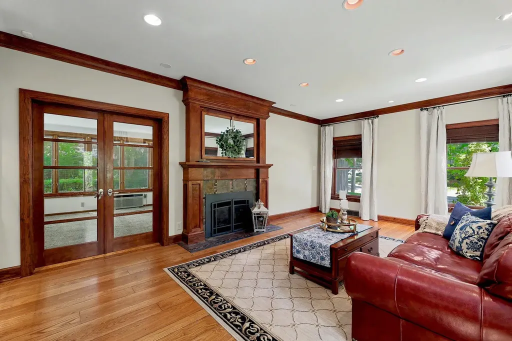 328 S Terrace Wichita KS 67218