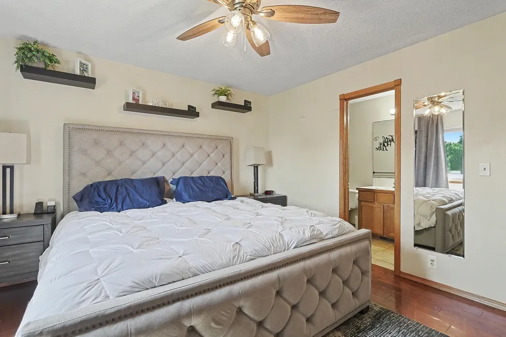 2244 S Rutledge Street Wichita KS 67209