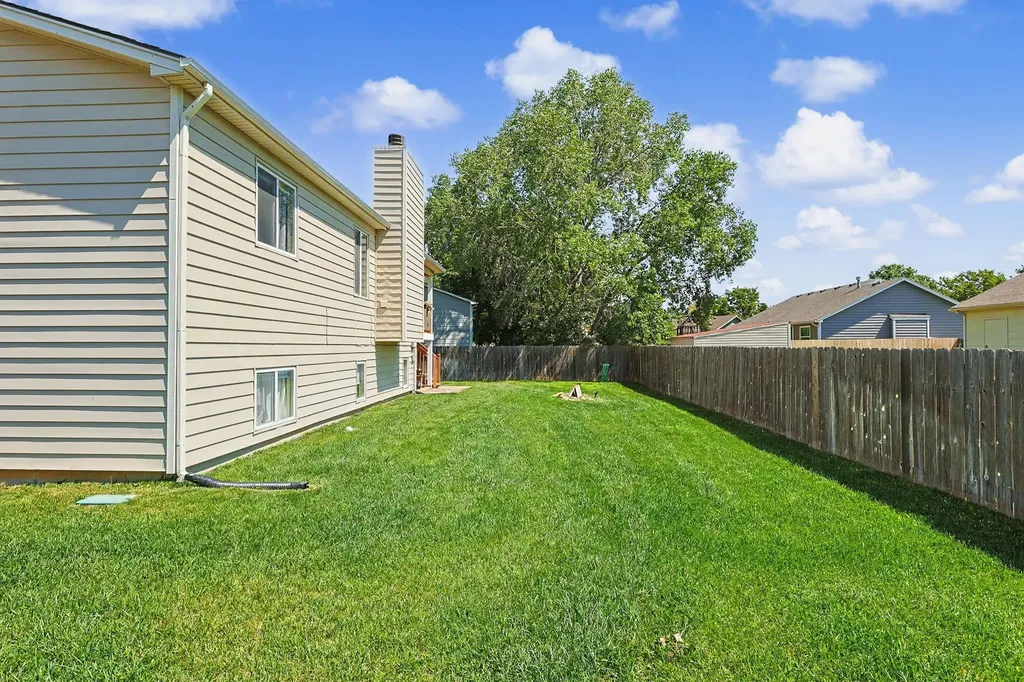 2244 S Rutledge Street Wichita KS 67209