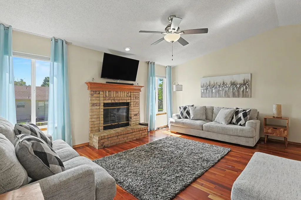2244 S Rutledge Street Wichita KS 67209
