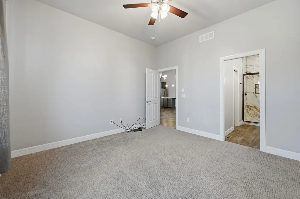 818 N Mccloud Circle Andover KS 67002