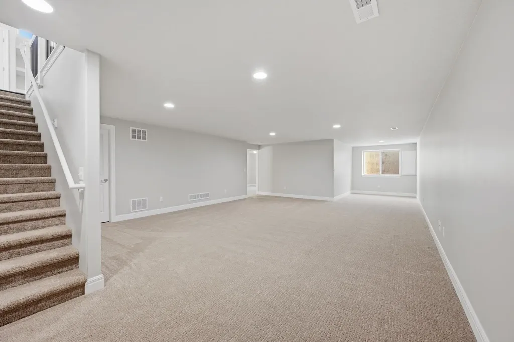 818 N Mccloud Circle Andover KS 67002