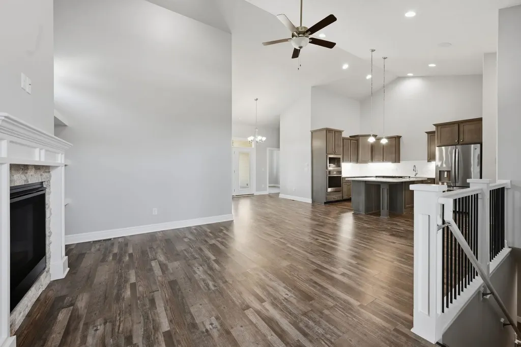818 N Mccloud Circle Andover KS 67002
