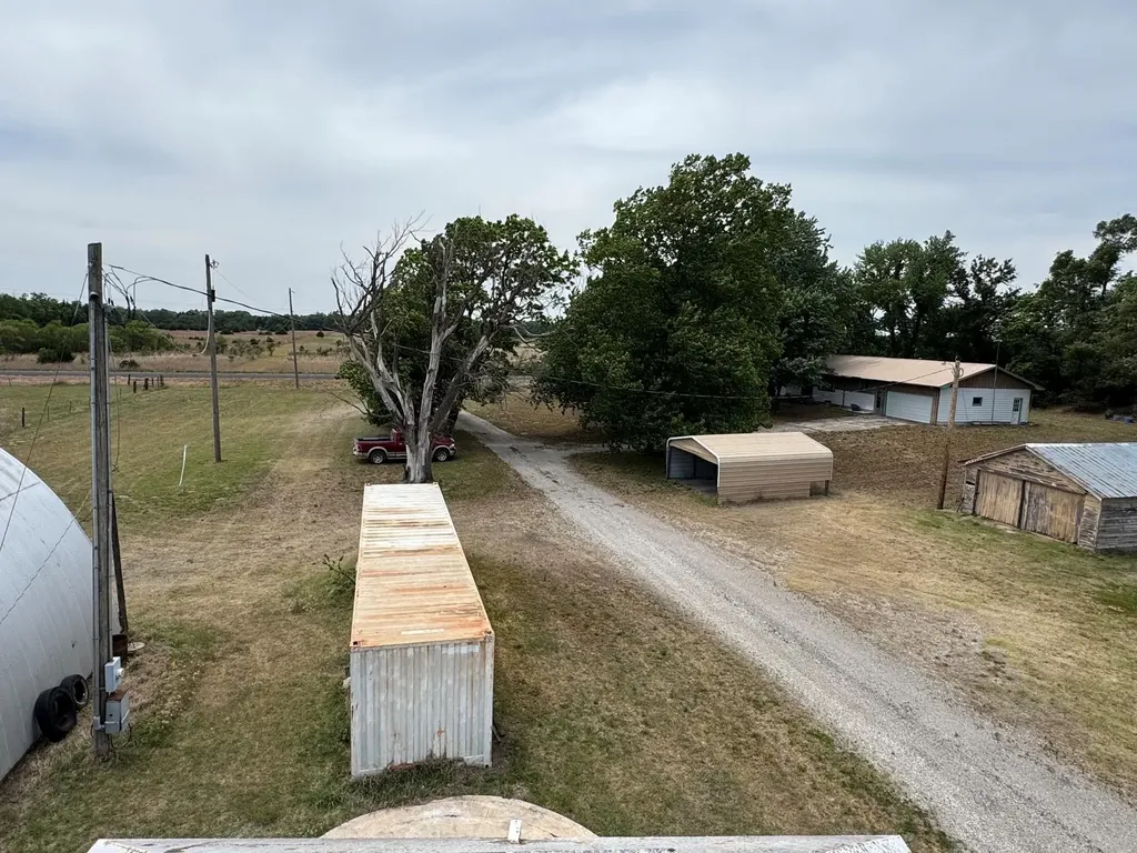 914 N Burmac Road Burrton KS 67020