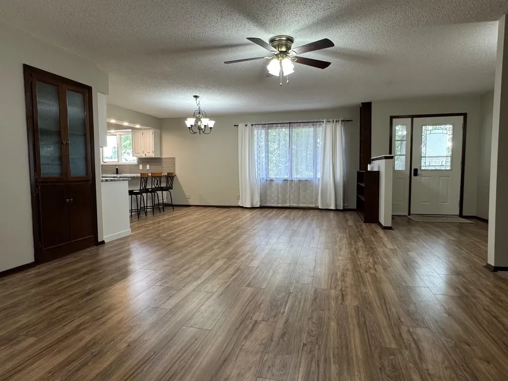 914 N Burmac Road Burrton KS 67020