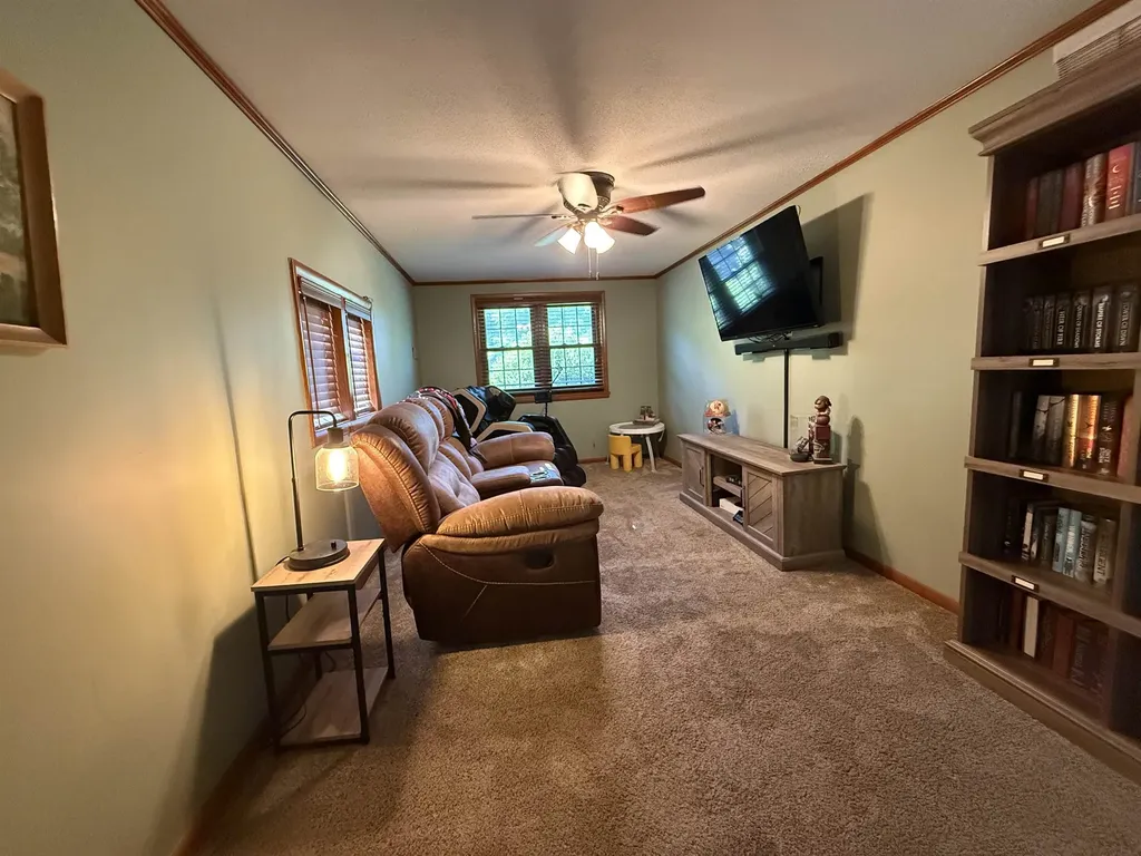 23 Crestwood Drive Arkansas City KS 67005