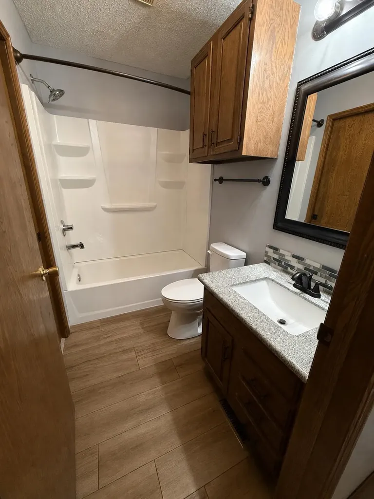 142 E Wood Avenue Clearwater KS 67026