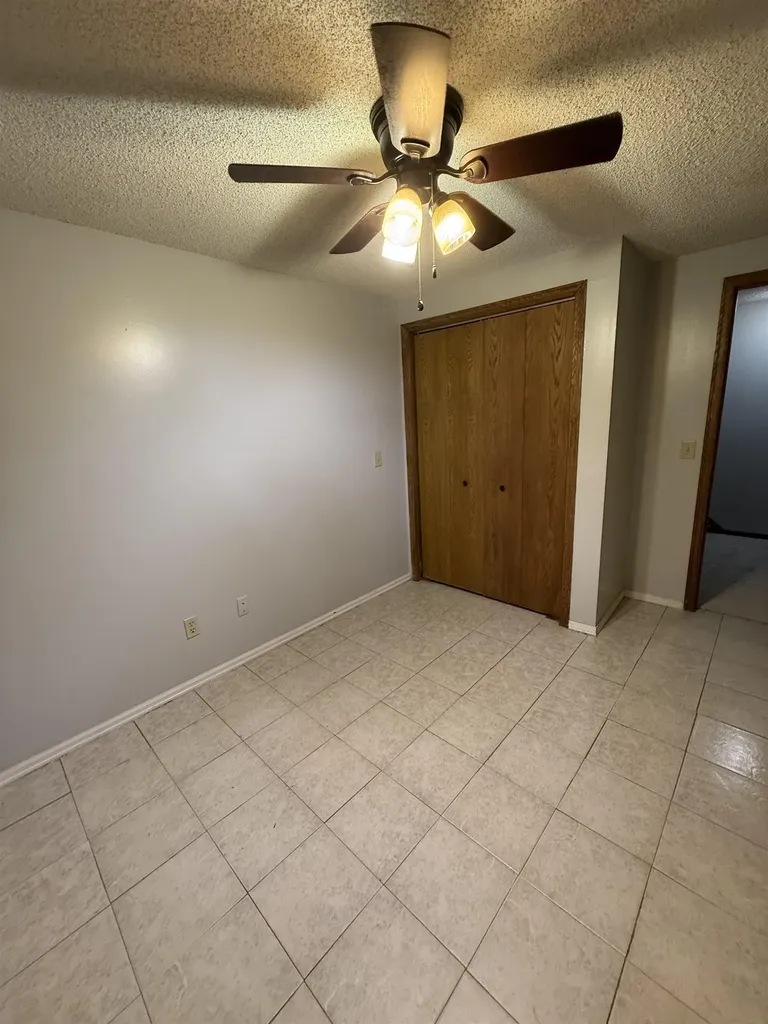 142 E Wood Avenue Clearwater KS 67026