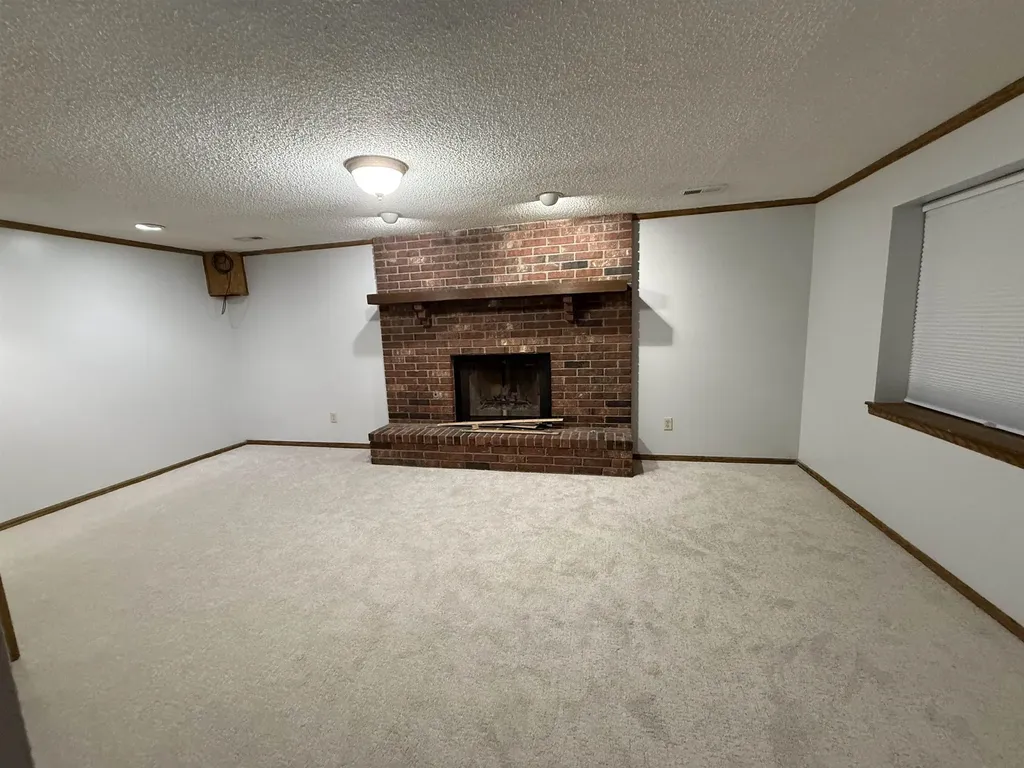 142 E Wood Avenue Clearwater KS 67026