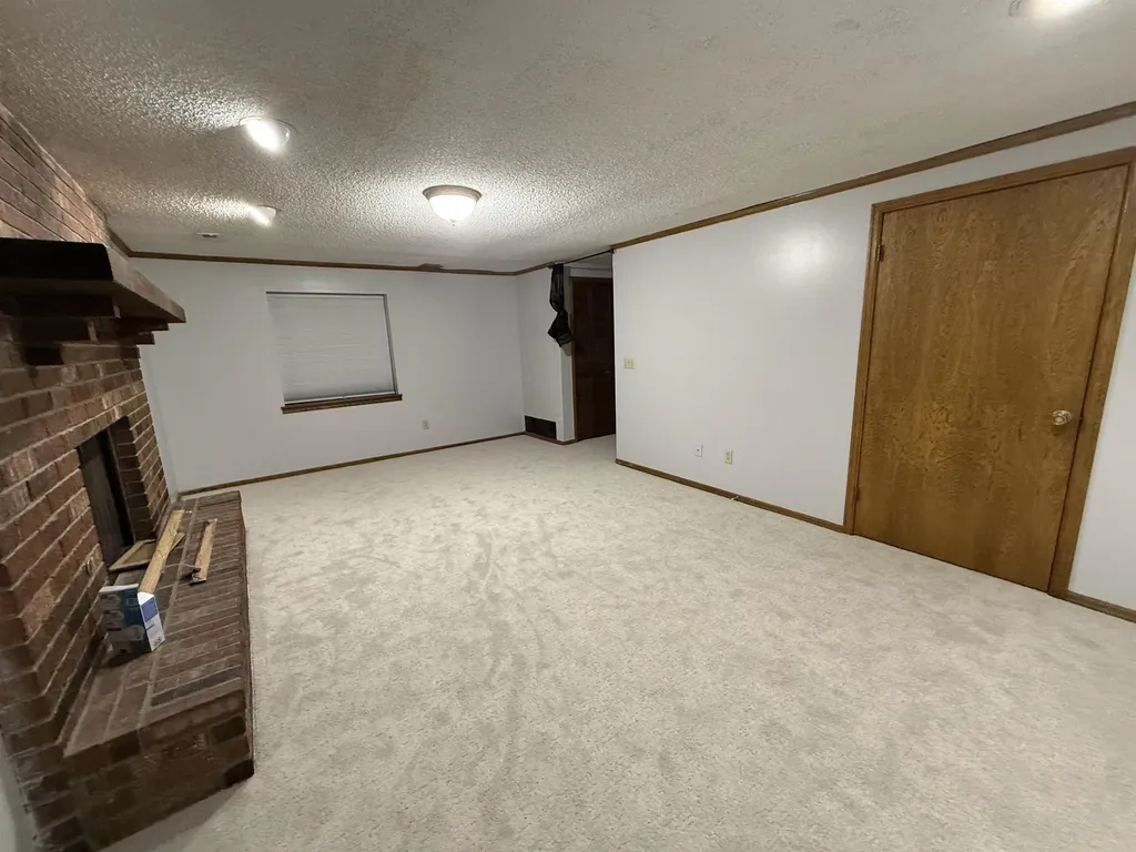 142 E Wood Avenue Clearwater KS 67026