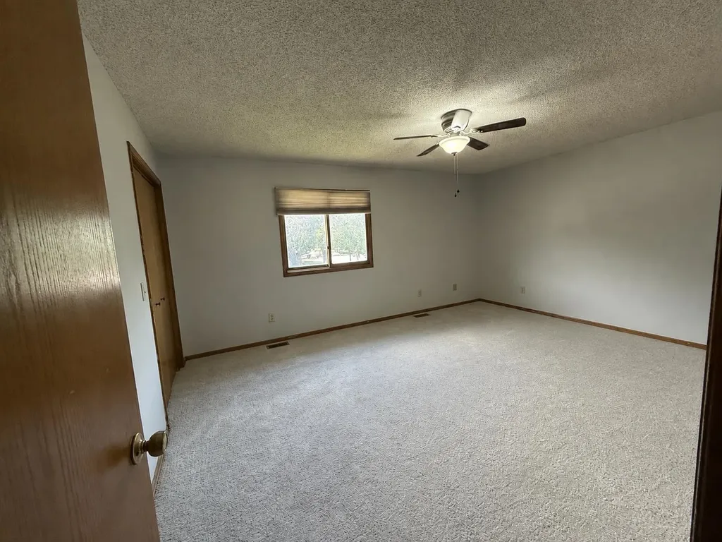 142 E Wood Avenue Clearwater KS 67026