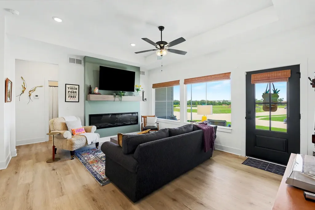 3401 S Linden Court Wichita KS 67210