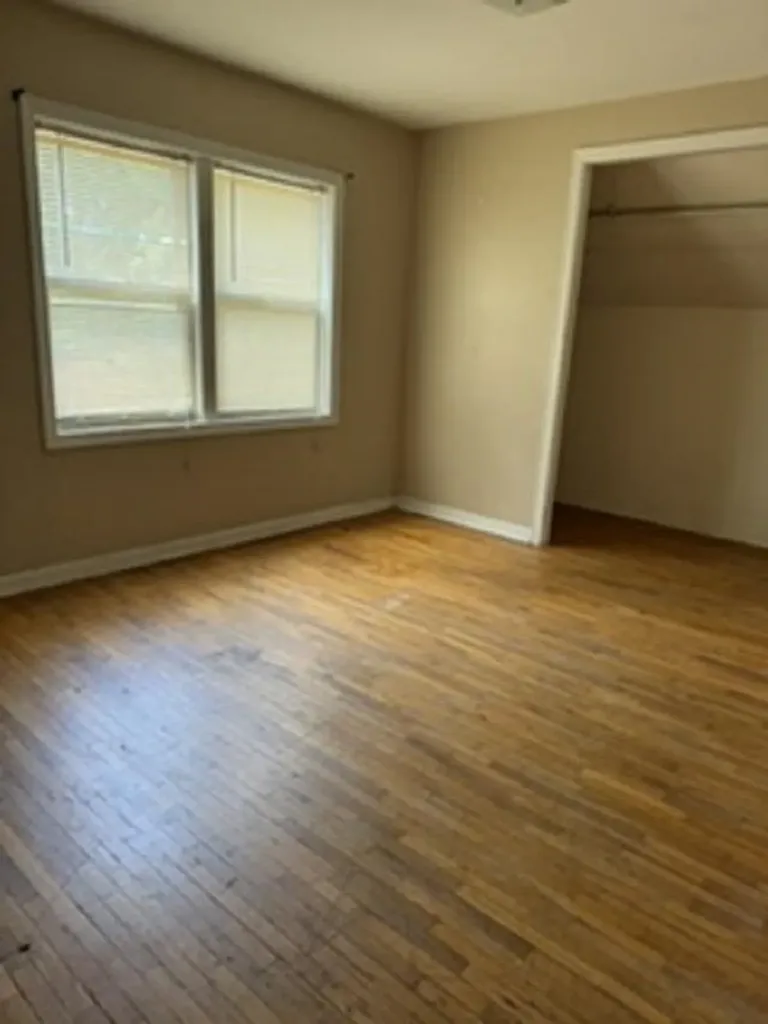 410-414 Harrison Newton KS 67114