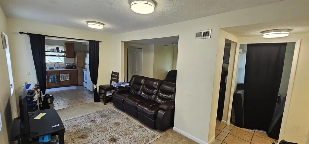 1627-1629 N Fairmount Avenue Wichita KS 67208