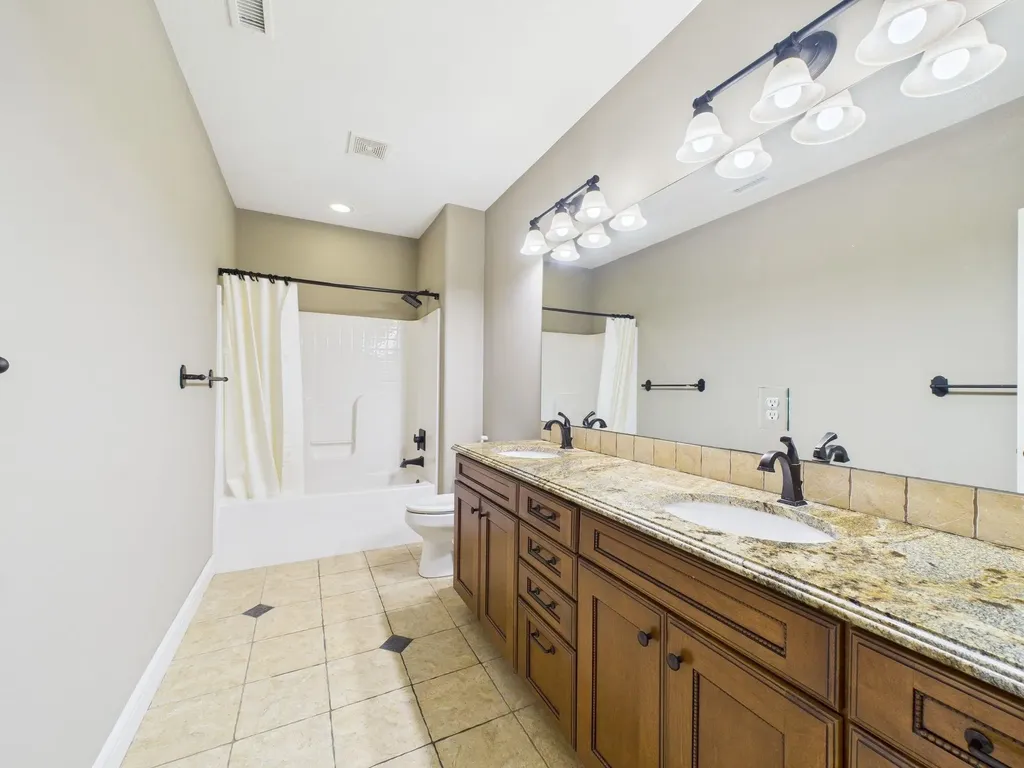 7972 E Caribou Place Bel Aire KS 67226