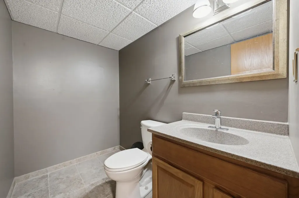 1300 E Cresthill Road Derby KS 67037-2169