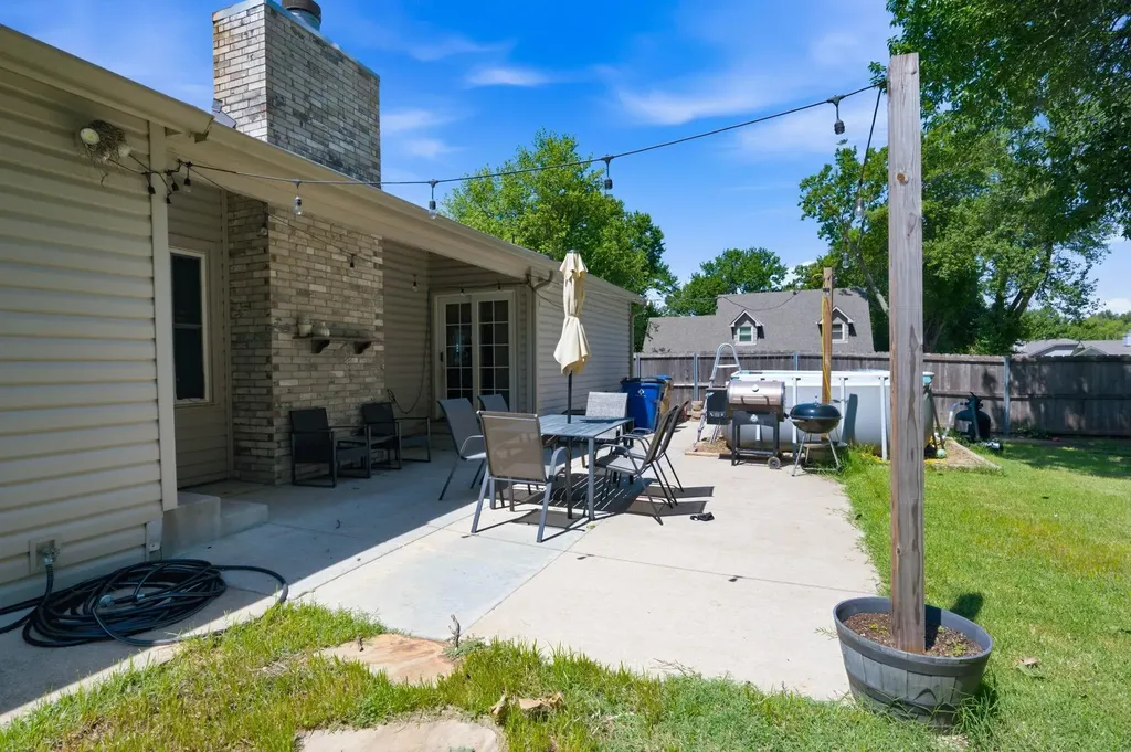 1300 E Cresthill Road Derby KS 67037-2169