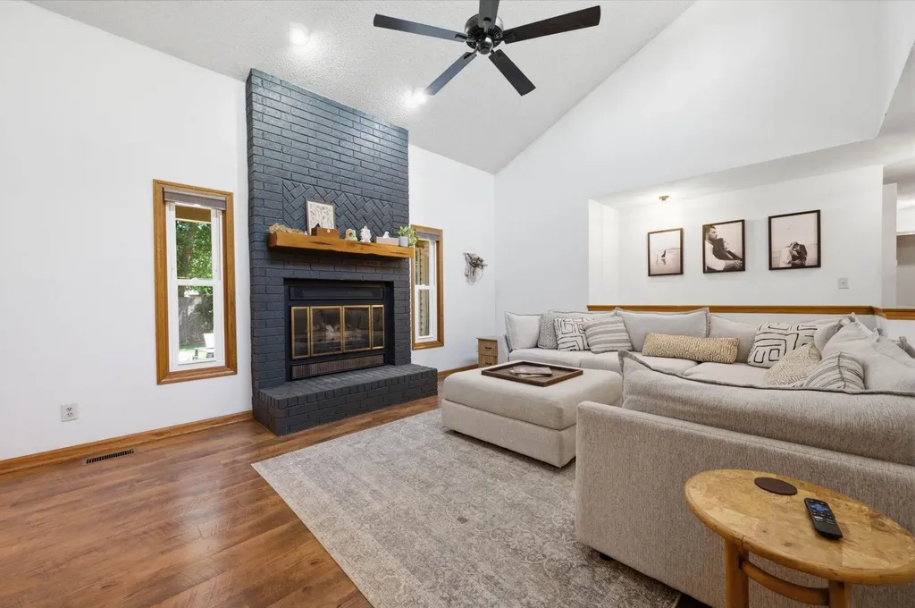 1300 E Cresthill Road Derby KS 67037-2169