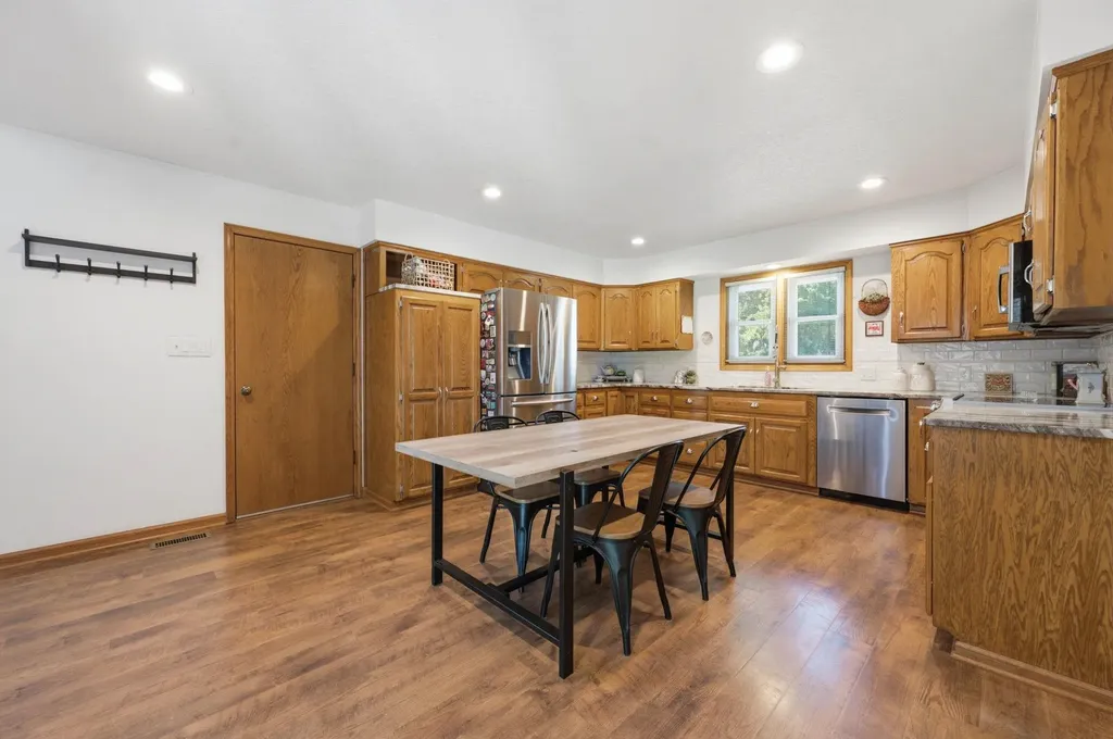 1300 E Cresthill Road Derby KS 67037-2169