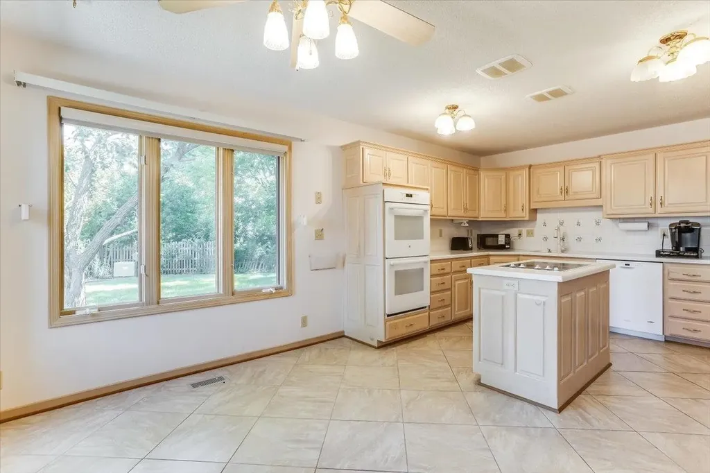10531 W Millpond Street Wichita KS 67212