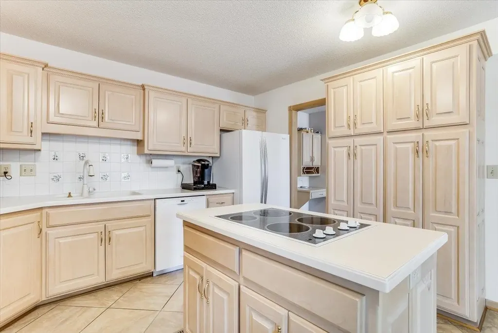 10531 W Millpond Street Wichita KS 67212