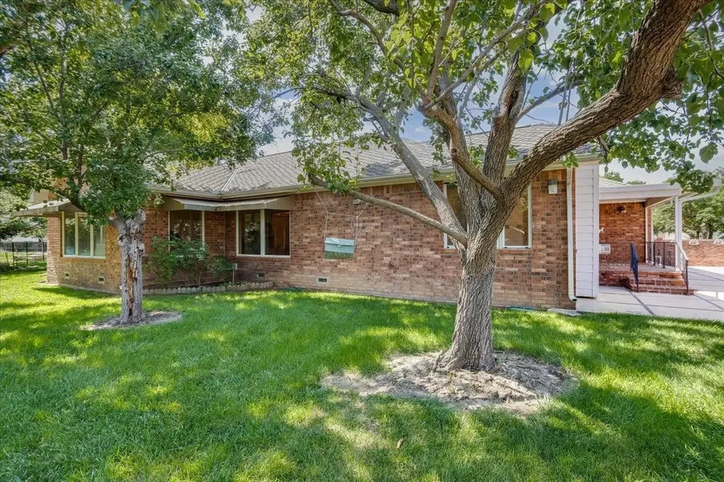 10531 W Millpond Street Wichita KS 67212