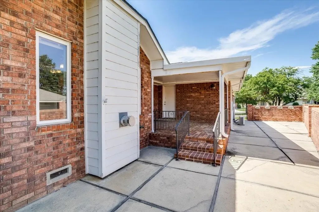 10531 W Millpond Street Wichita KS 67212