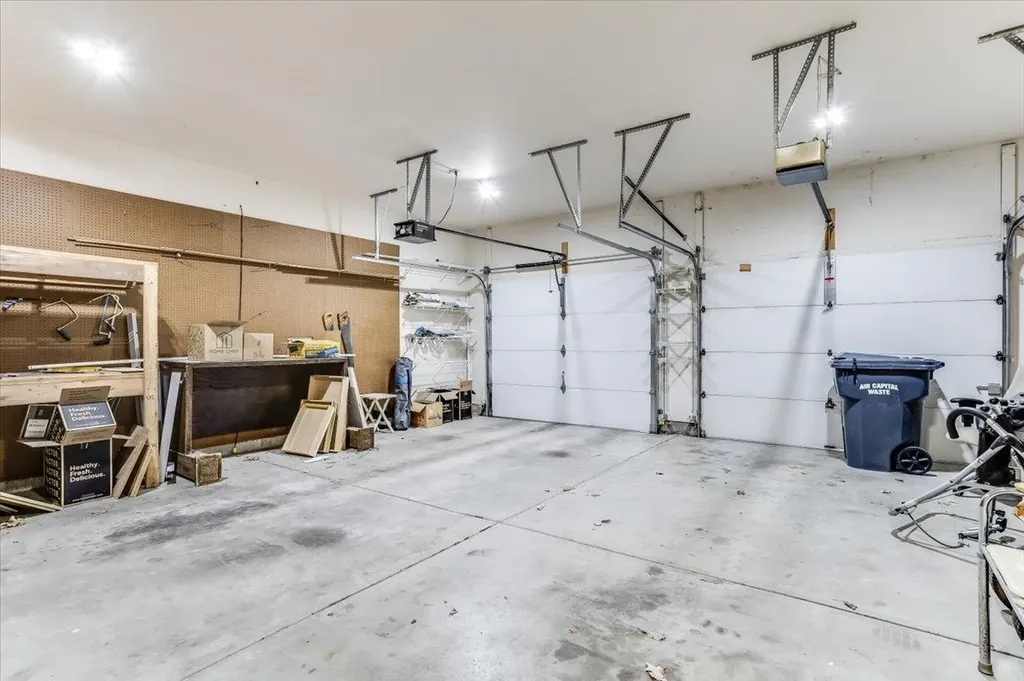 10531 W Millpond Street Wichita KS 67212
