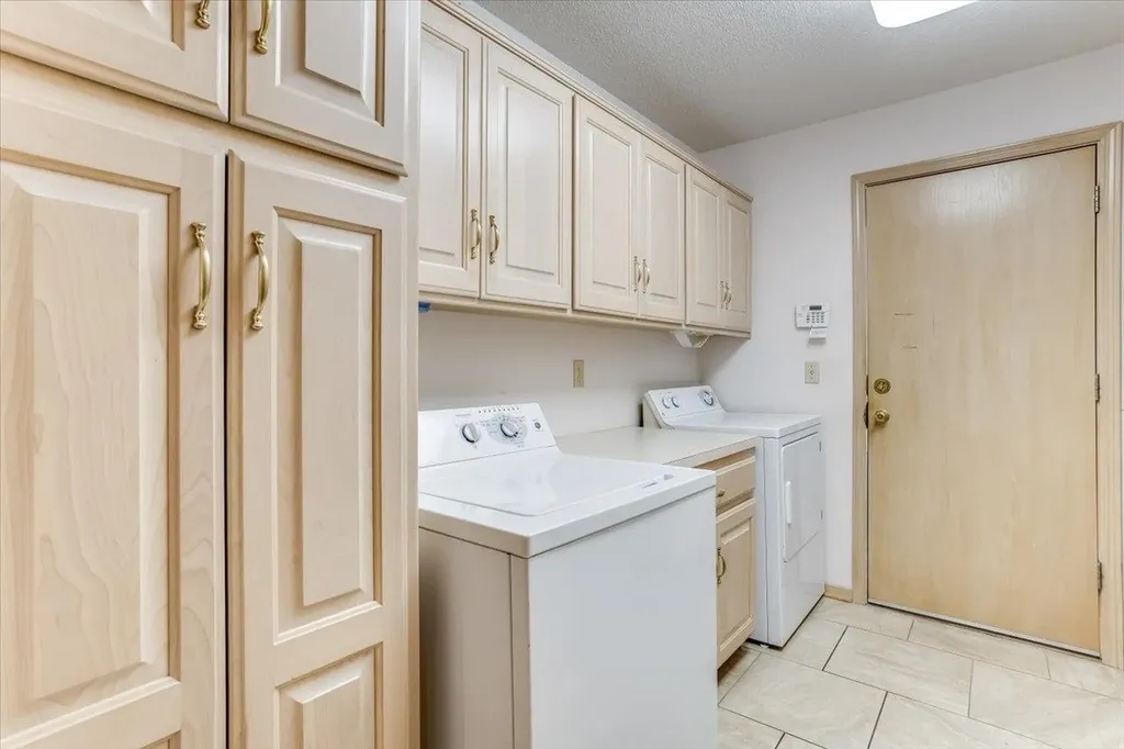10531 W Millpond Street Wichita KS 67212