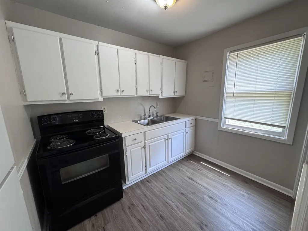 2929 E Idlewild Drive Wichita KS 67216