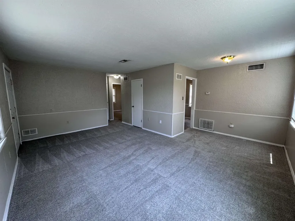 2929 E Idlewild Drive Wichita KS 67216